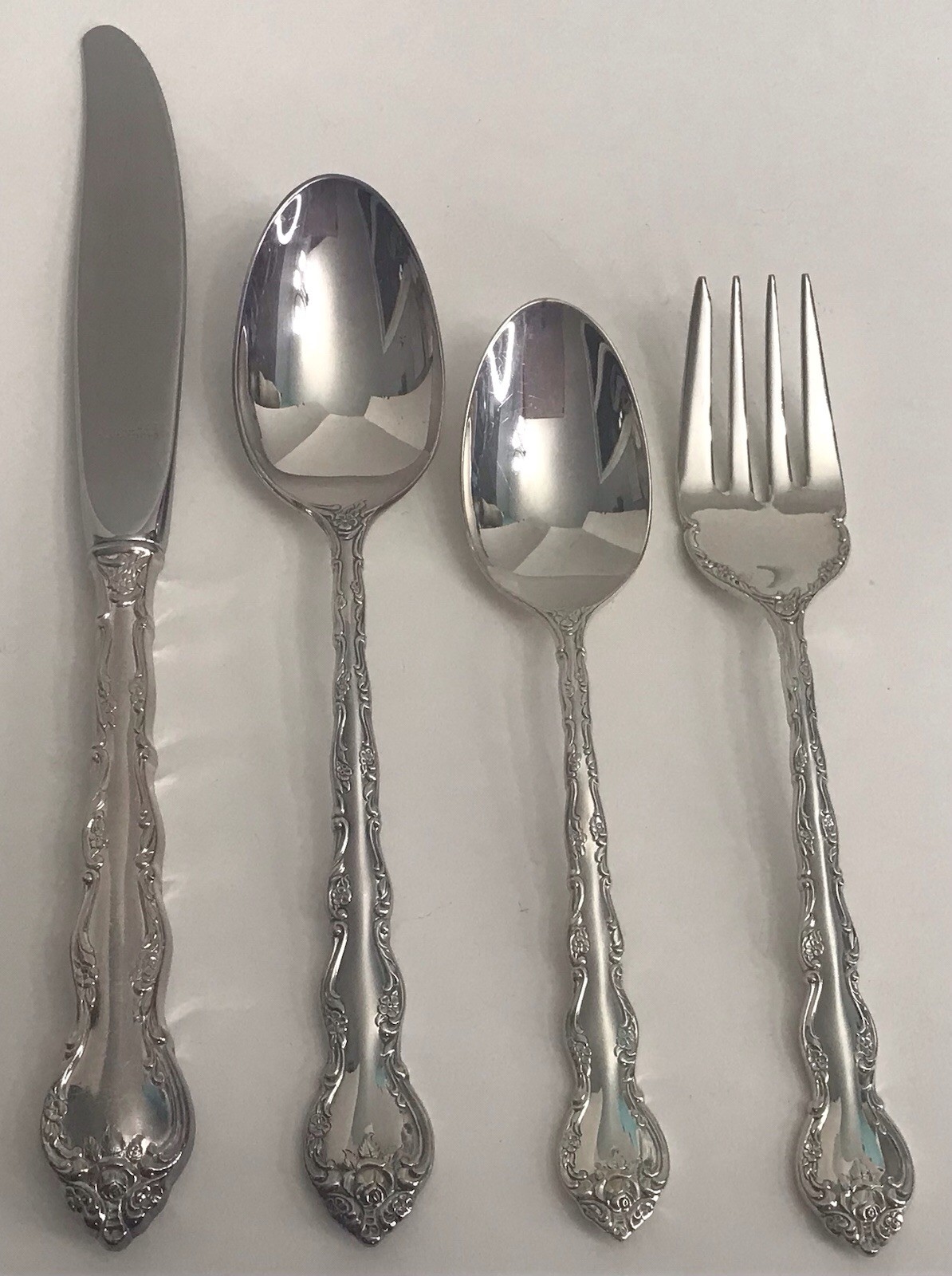Wallace Silversmiths Abbey Rose Silver Plated Flatware Set Of 4 Pieces