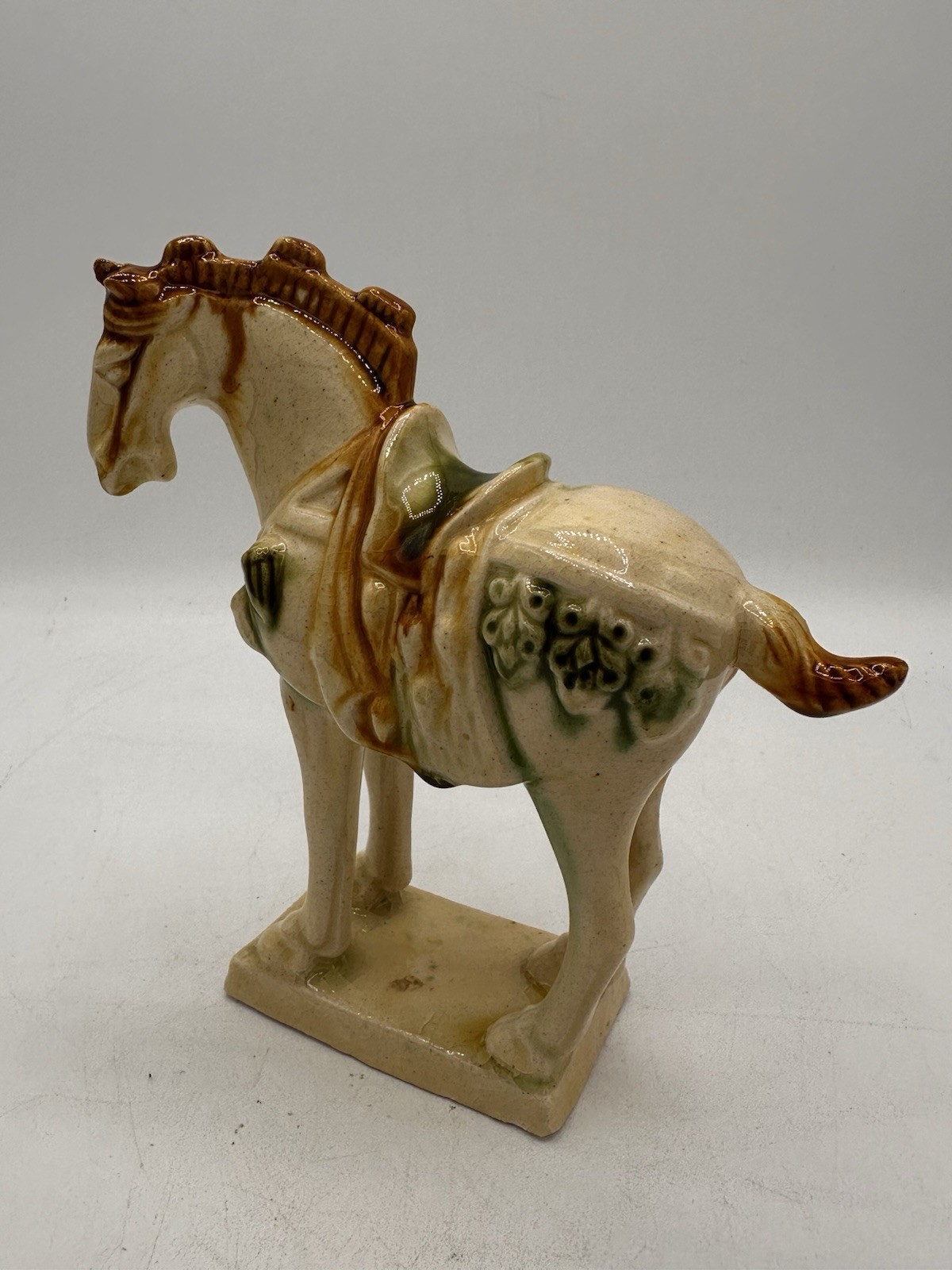 Vintage Tang Dynasty Tri-Color Glazed Ceramic Horse figurine Cream Green Gold 5″