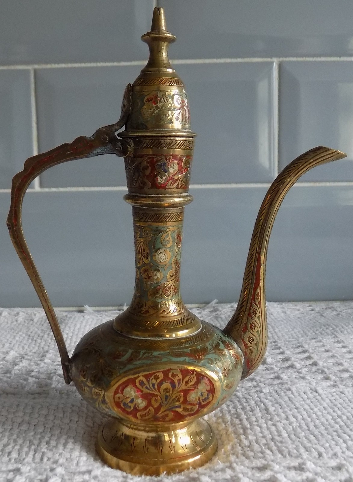 VINTAGE INDIAN BRASS Ornate & Engraved Small Teapot/Coffee Pot
