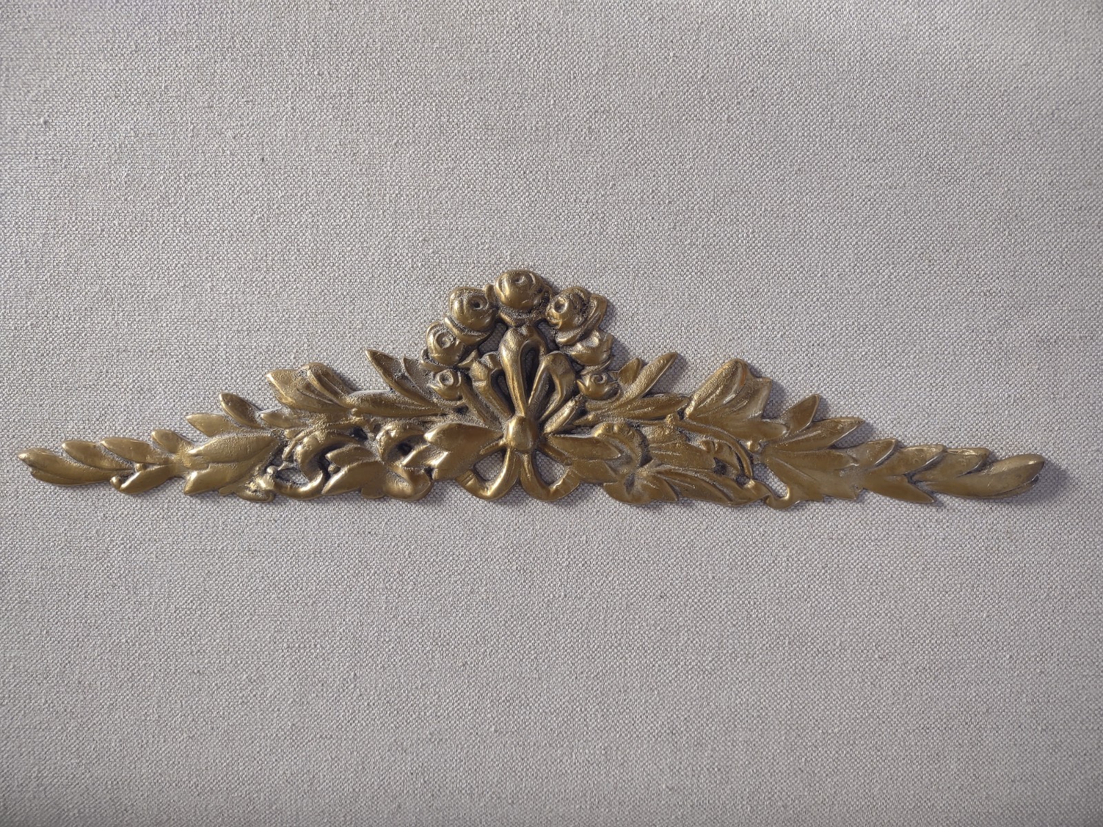Vtg. Ornate Brass Floral Swag Garland Embellishment Furniture Hardware Decor