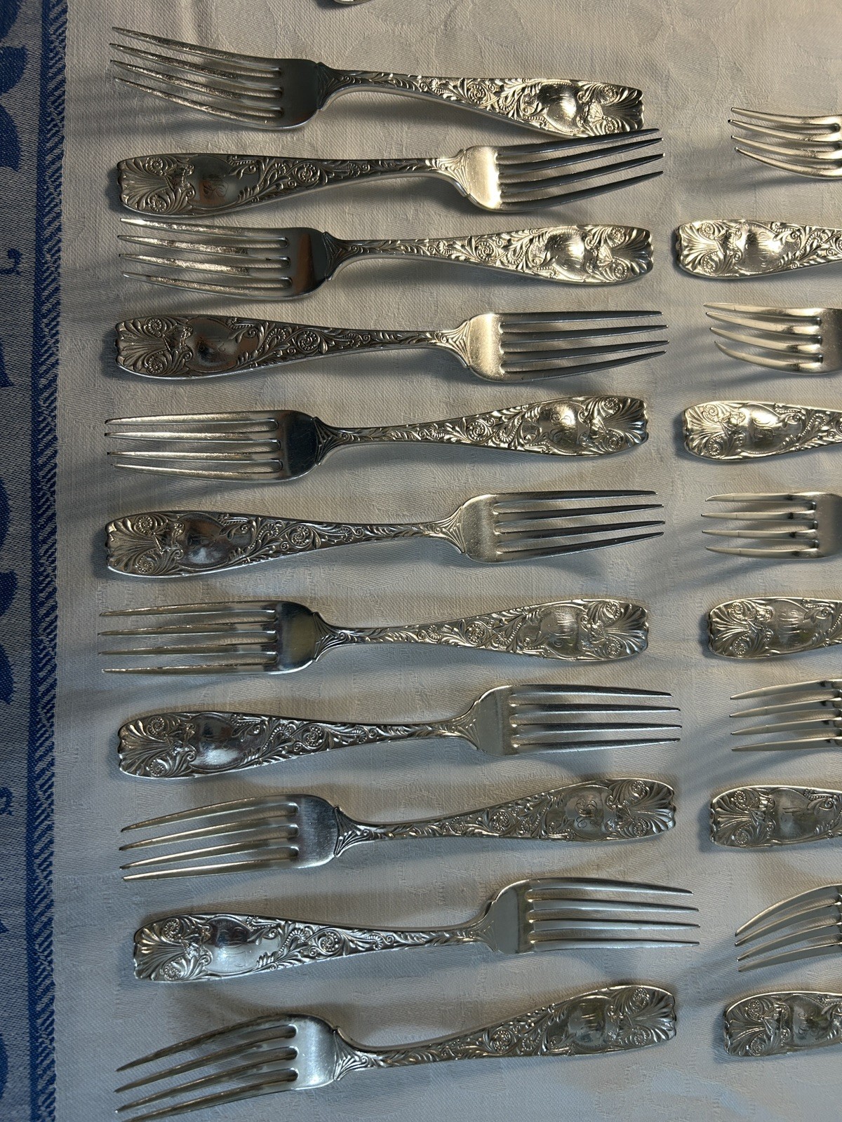 20 Gotham Flowering Crown Dinner Forks 4 Buffet Serving Spoons 1 pickle fork