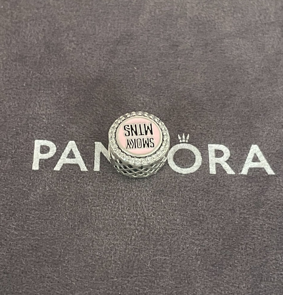 Smoky Mtns Dangle Charm Bead by Pandora S925 Sterling Silver Pre-owned