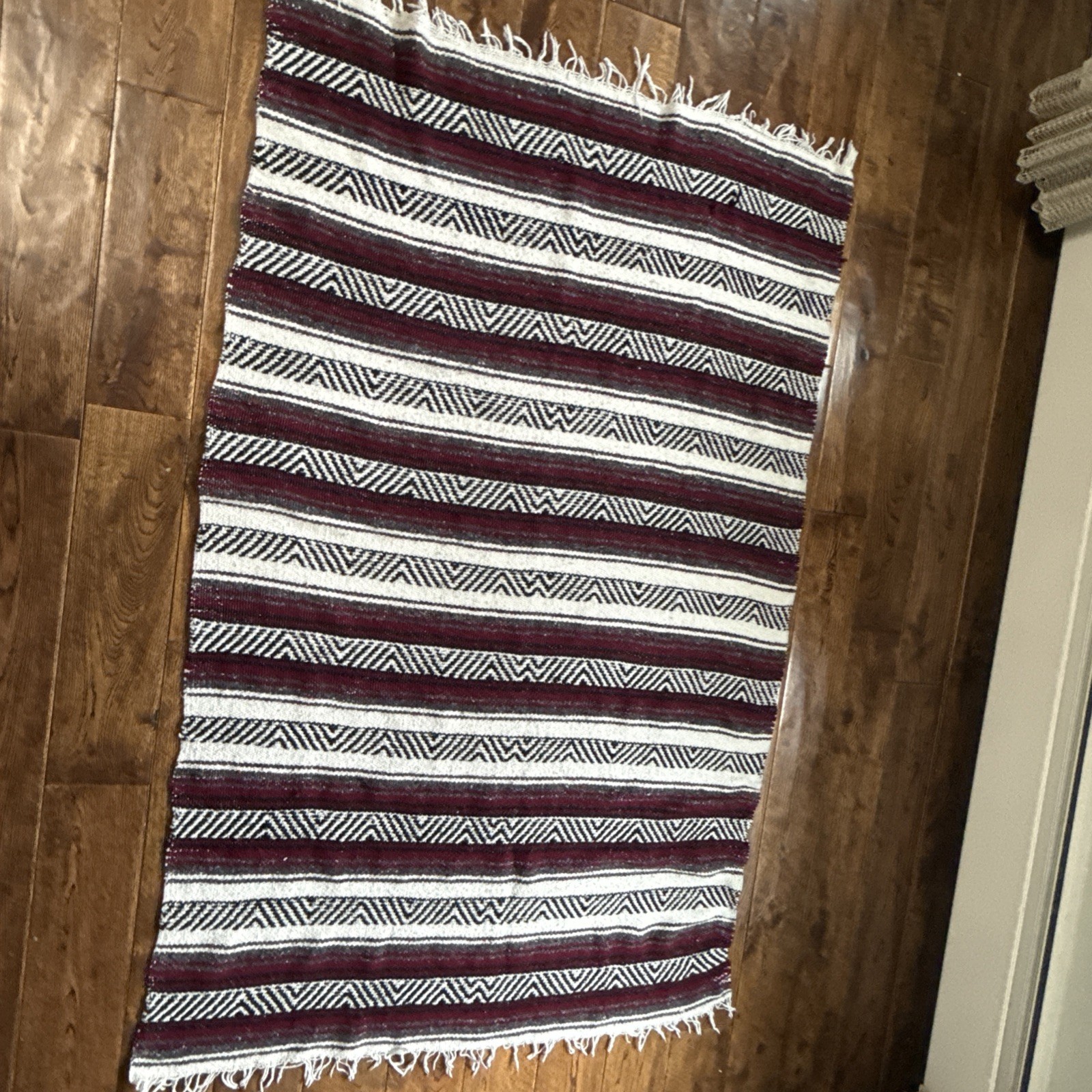 Handmade good condition Rug 5×3 ft Vintage Rug kilom Decor Wool ethnic design