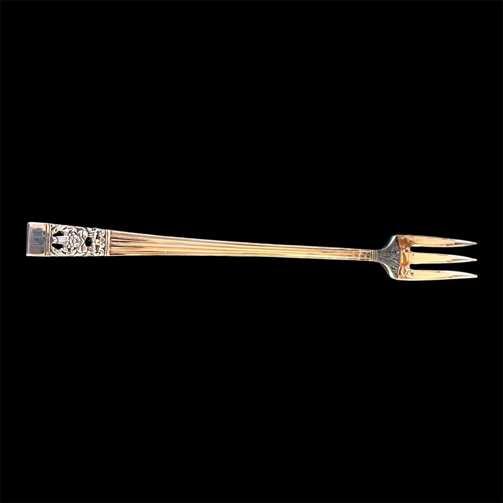 Oneida Hampton Court Coronation Serving Fork Silver Plate c.1936-1950s