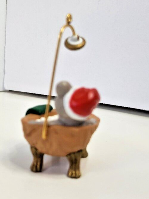 HALLMARK KEEPSAKE SQUEAKY CLEAN MOUSE 1988 QX475-4