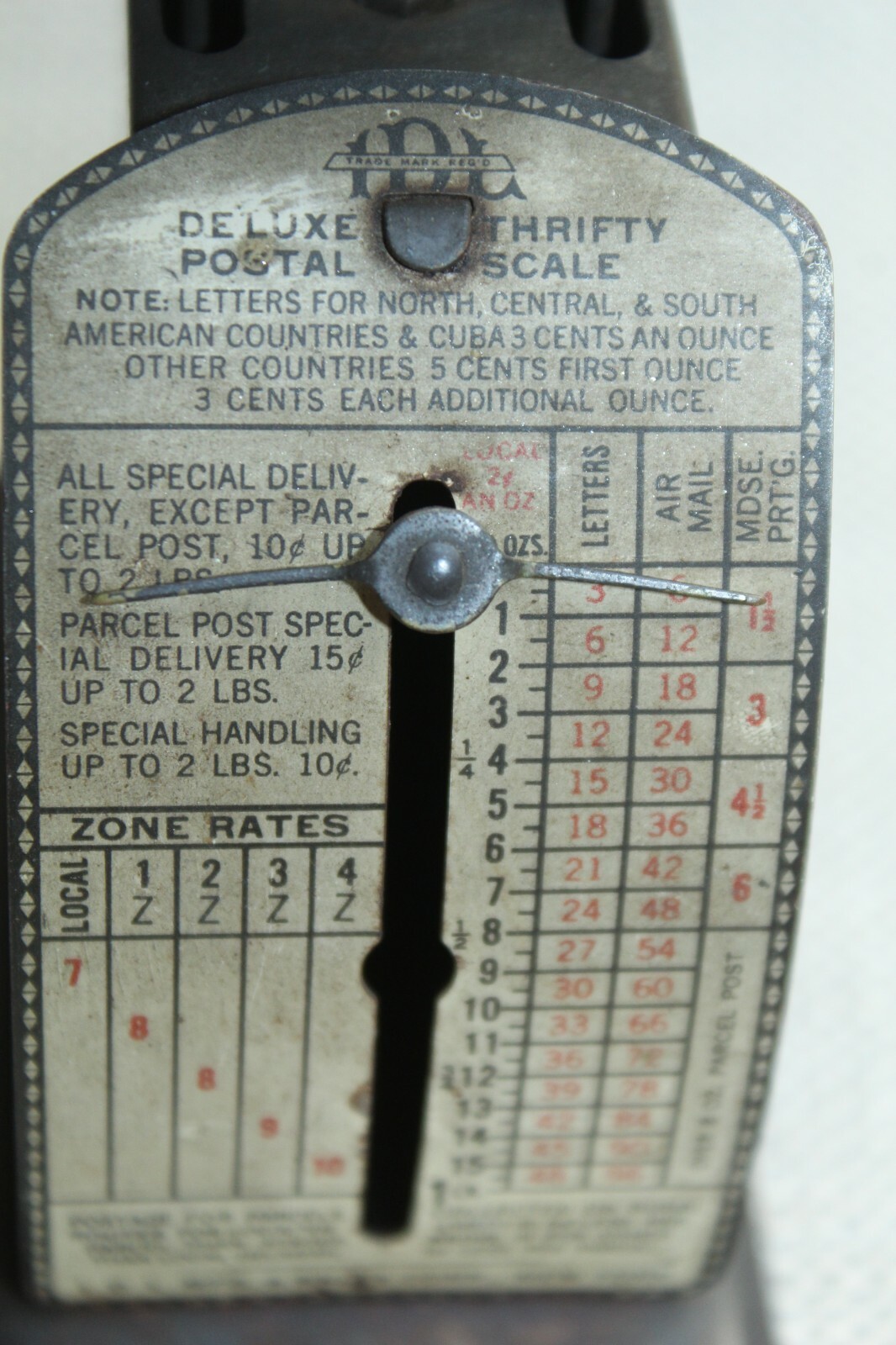 VINTAGE IDL THRIFTY 1 POUND POSTAL SCALE, 3 CENTS OUNCE