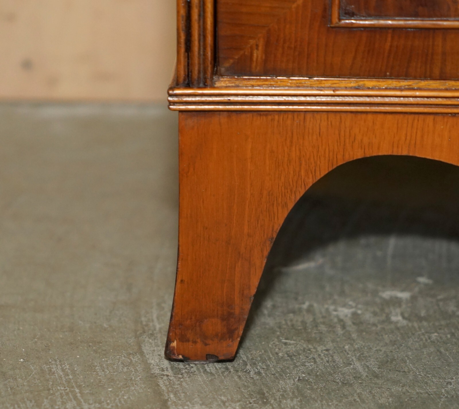 PAIR OF VINTAGE ENGLISH FLAMED MAHOGANY WATERFALL BOOKCASES WITH CUPBOARD BASES