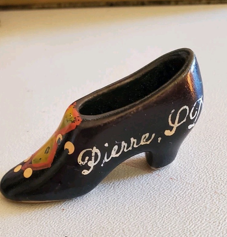 Small Miniature 2 1/2″ Victorian Figural Women’s Shoe Hand Paintd Glzd Stoneware