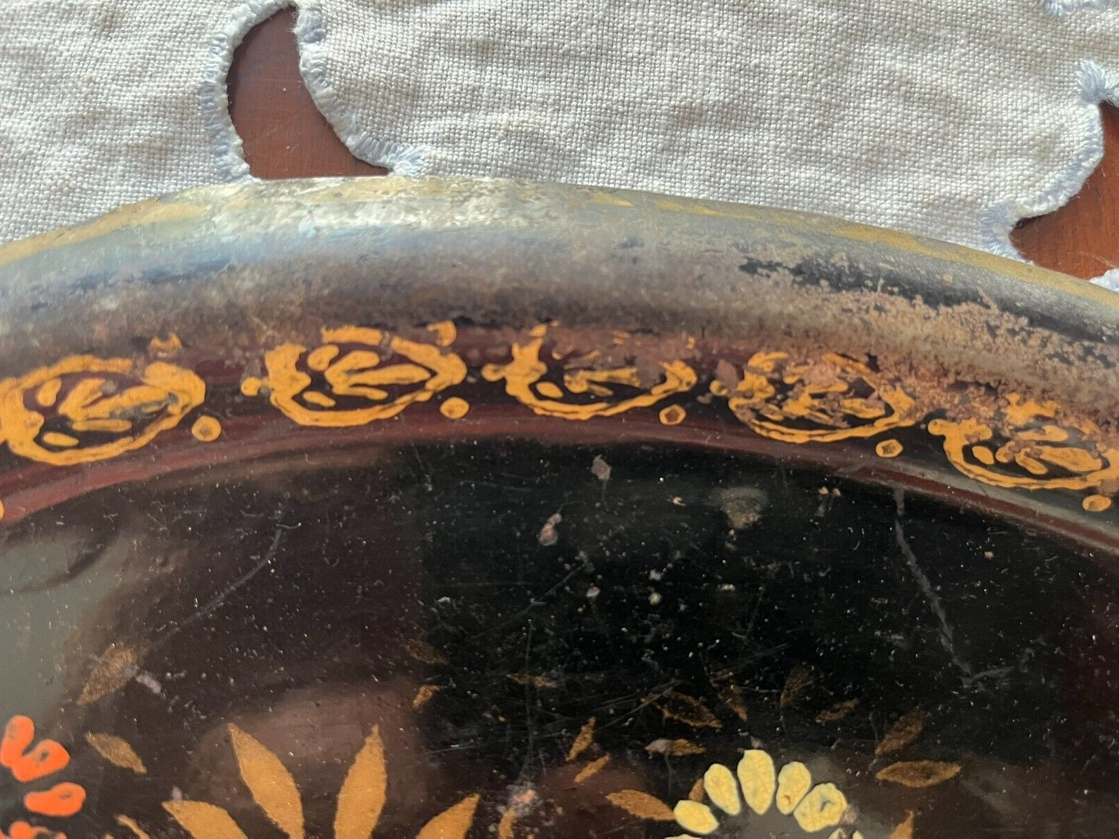 ANTIQUE PRIMITIVE 19TH CENT STENCILED BLACK TIN TOLE TRAY FLOWERS 12″ X 9″