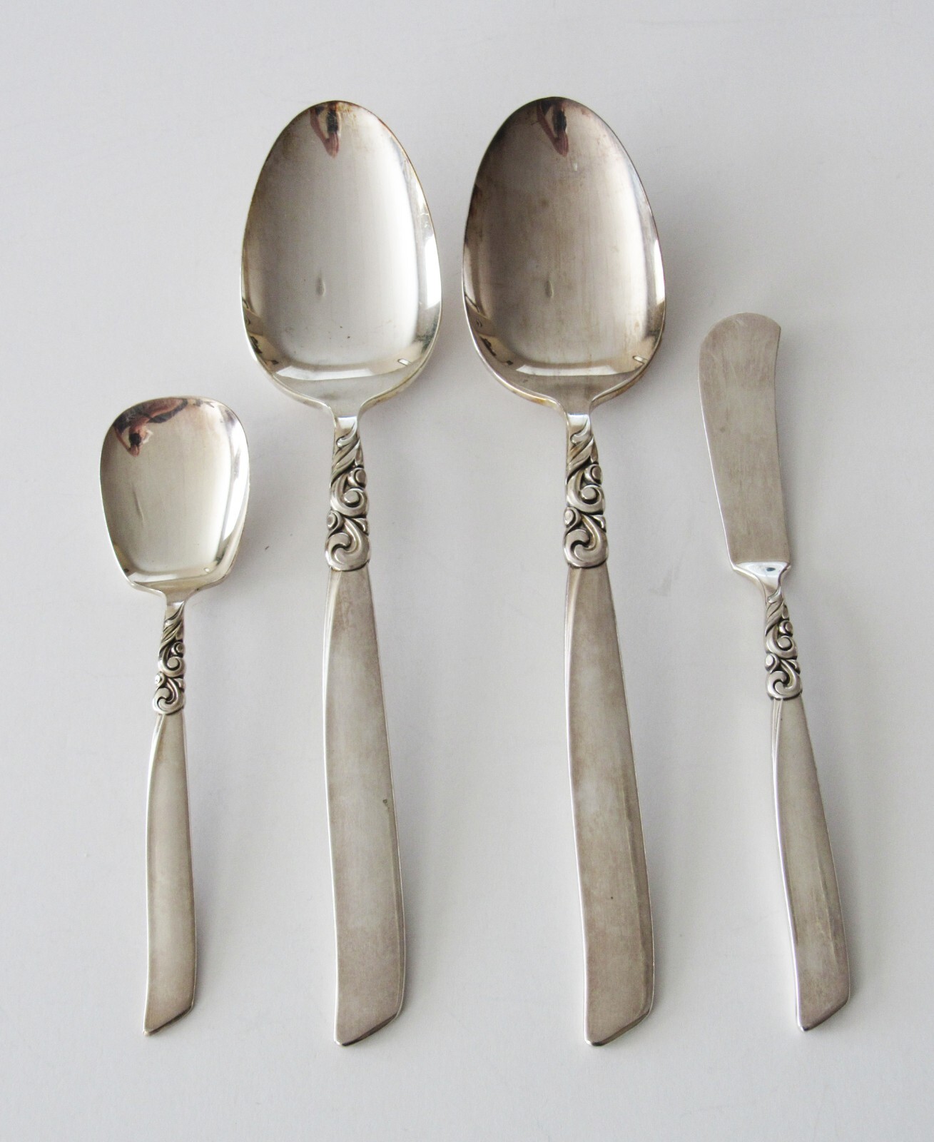 Oneida Community SOUTH SEAS Silverplate Flatware TABLESPOONS, SUGAR, BUTTER 1955
