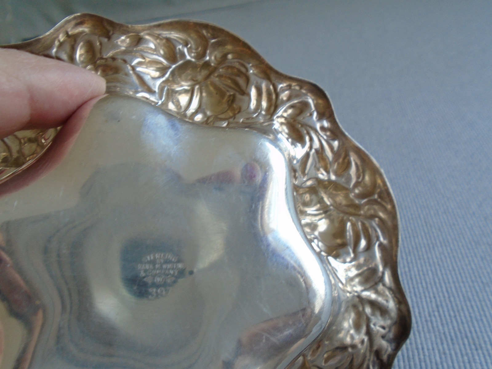WHITING STERLING SILVER ~ REPOUSSE DISH BOWL ~6 1/4″ 4.6oz~ ART NOUVEAU BEAUTY!