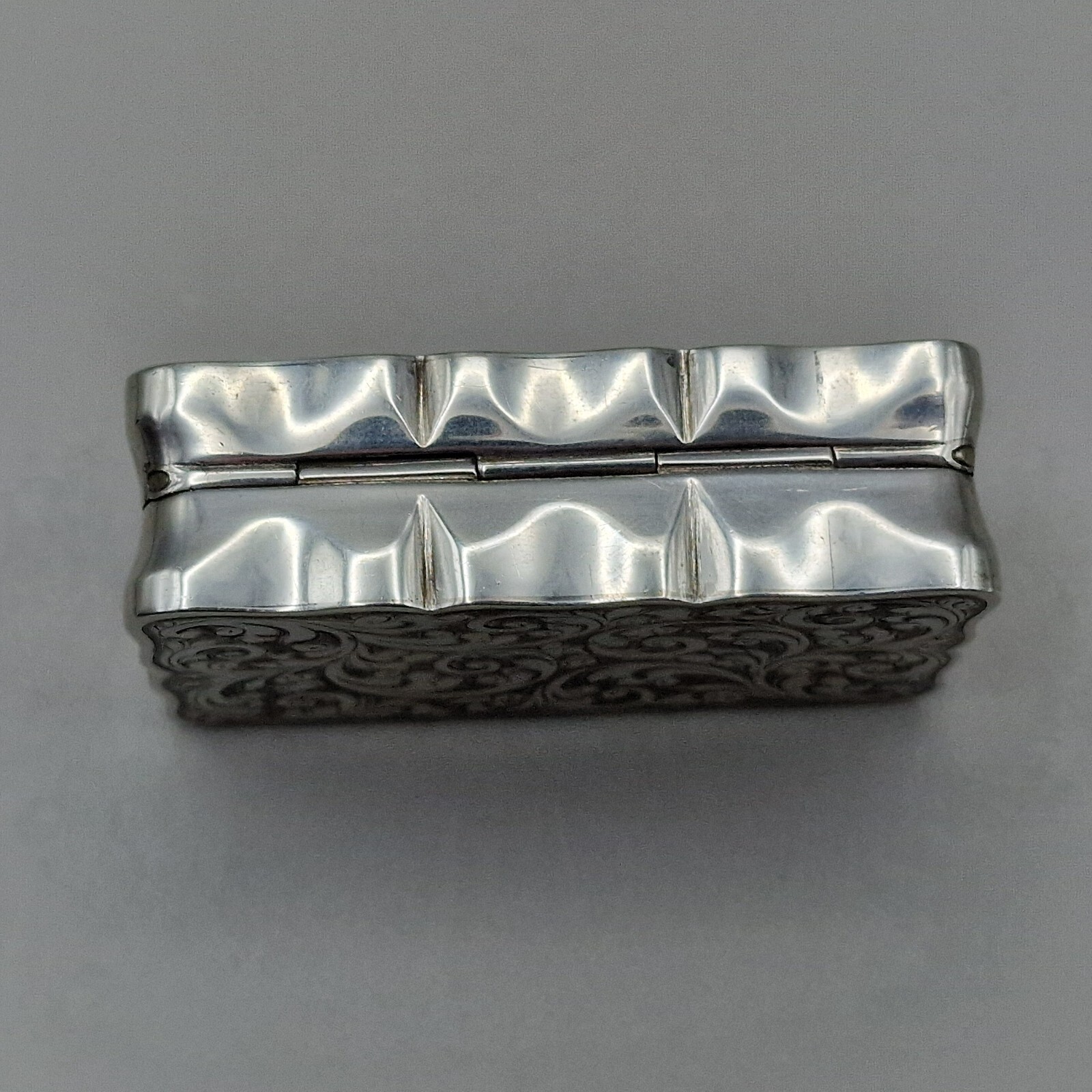 Sterling Silver Rectangular Table Snuff by M Kamin & Co Ltd 1977 Jubilee Mark