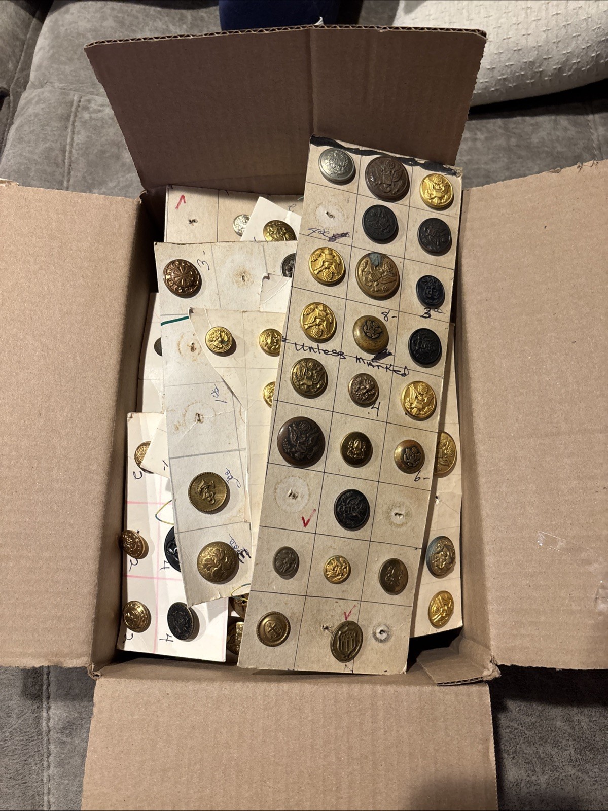 Huge Lot Vintage Assorted Buttons METAL ~CELLULOID ~PLASTIC~ Military & Others