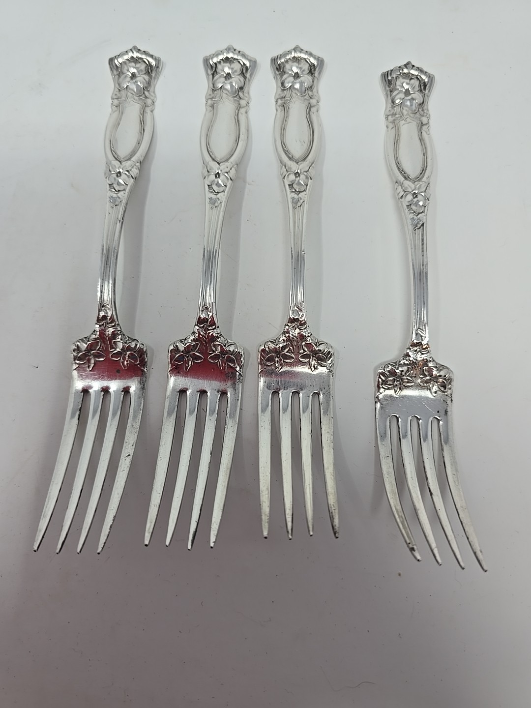 4 William rodgers floral 1881 silver plated forks. 1912-1915 Time Period