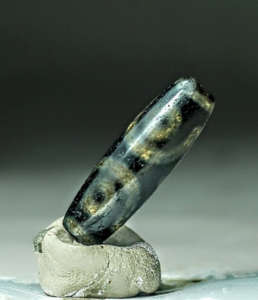 Pre-1800s Indo/Tibetan Old Agate 3 Eye Kubera Dzi Bead 12*39mm