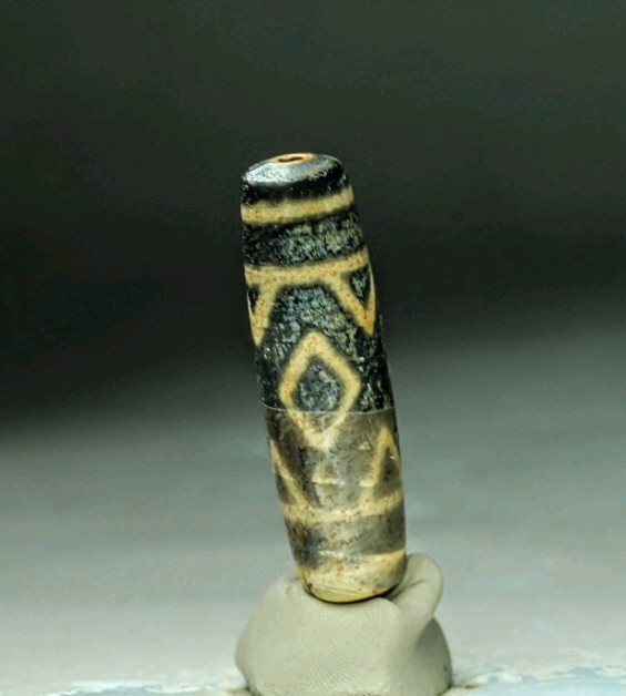 Pre-1800s Indo/Tibetan Old Agate Vajra 3 Eye Tiger Tooth Dzi Bead 15*52mm