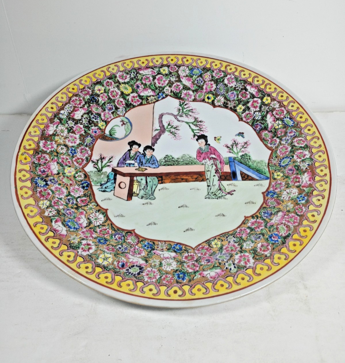 High Quality Chinese Porcelain Large Plate Ladies Qianlong Red Mark (1940-1960)A