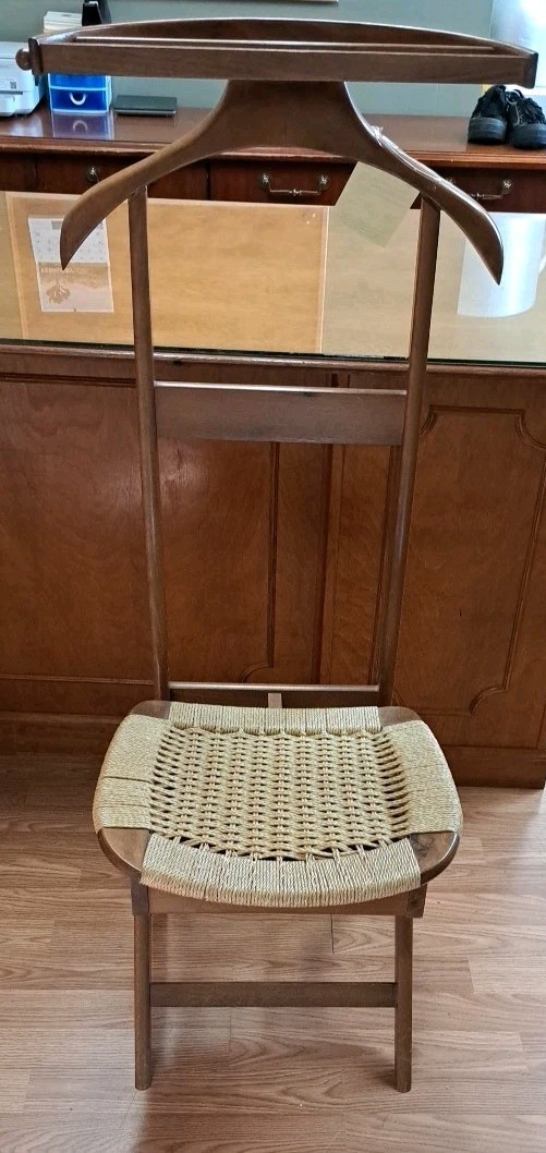Vintage MCM Valet Butler Gentlemans Wood Folding Chair Woven Storage Seat