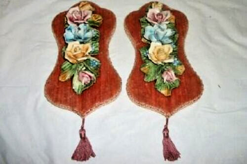 Vintage ITALIAN CAPODIMONTE Roses Flowers Plaques Porcelain Velvet Handmade PAIR