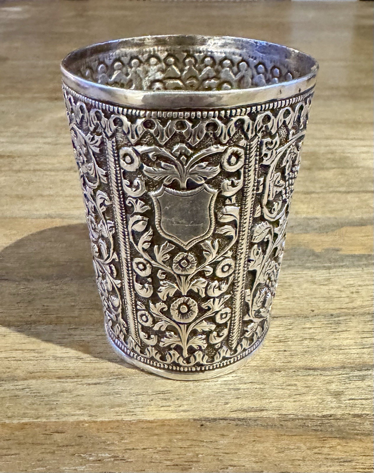 Superb & Heavy 19thC Indian Kutch Silver Beaker, Oomersi Mawji(?), c1880 (190g)