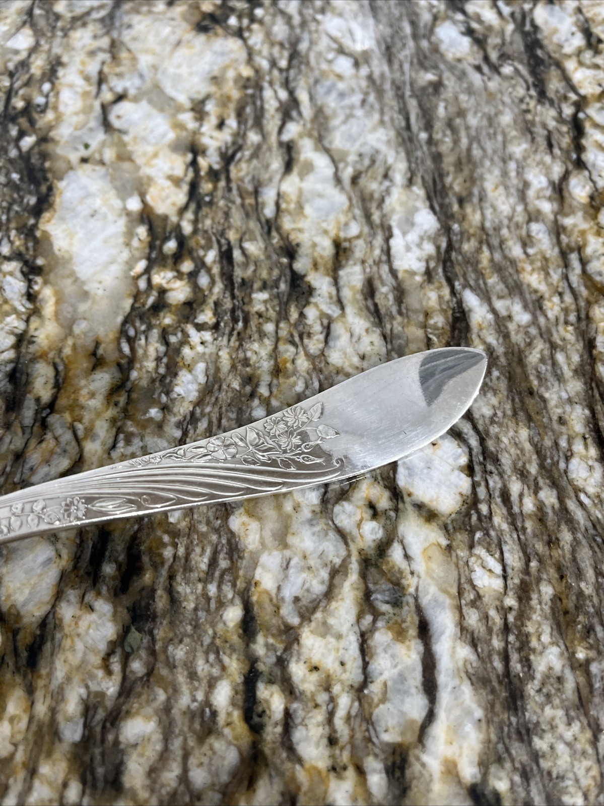 Vintage Reed & Barton #4 Heavy Silverplate Soup ladle 10 7/8″ Pat Nov 4, 1884