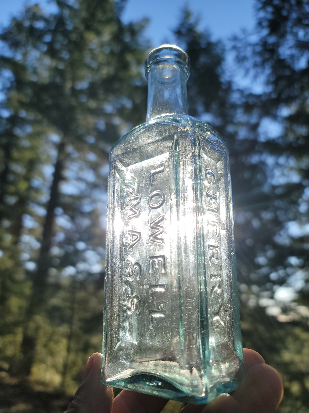 1890’s Beautiful Ayer’s Pectoral Cherry Bottle◇Aqua Massachusetts Cure Bottle