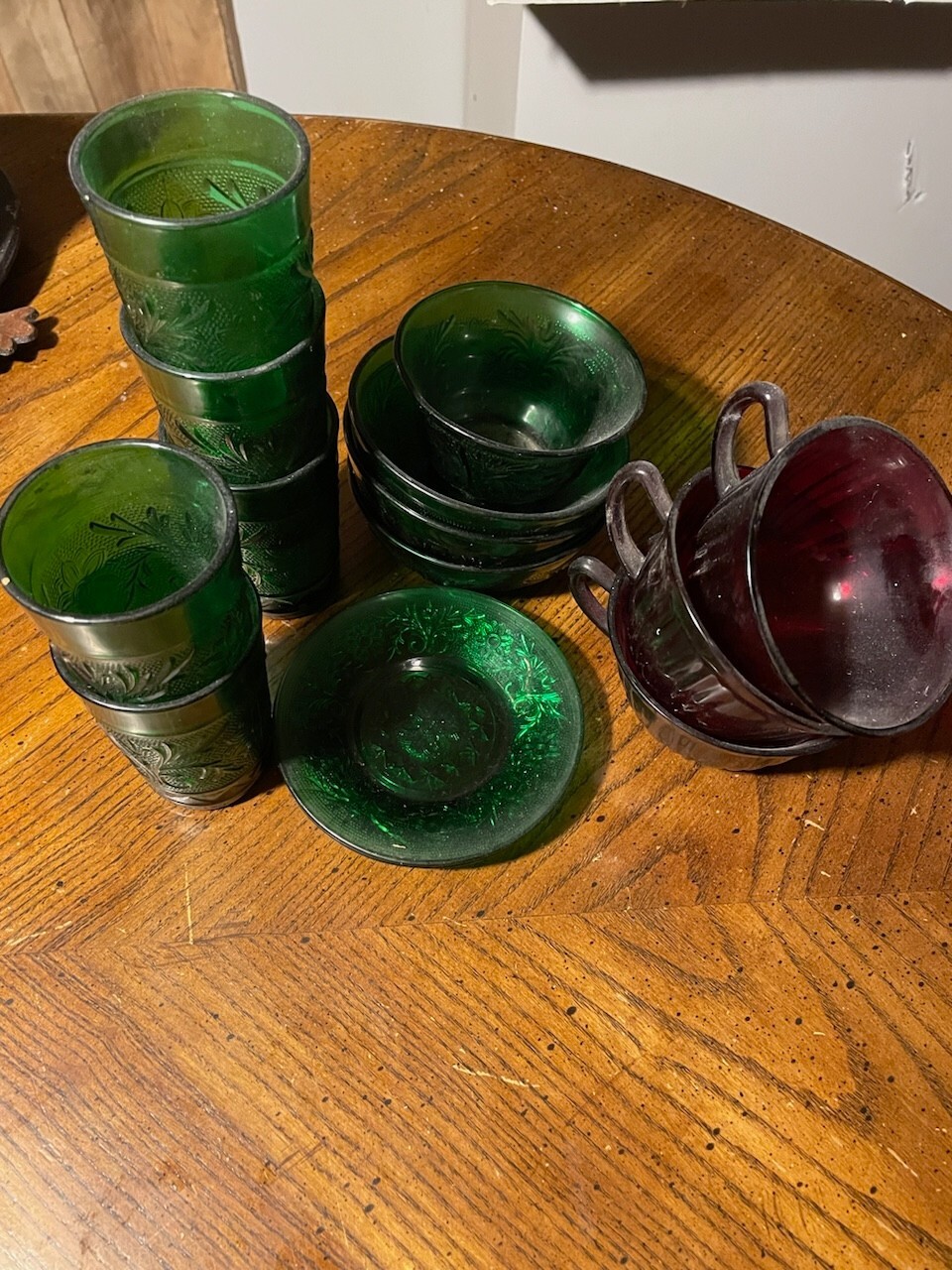 Vintage green & red dishes