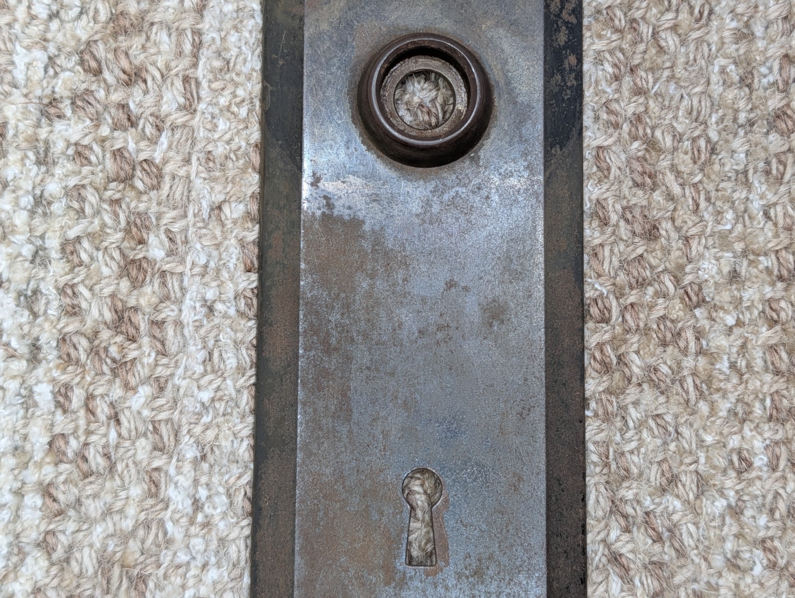 2 3/4″ x 10″ Antique Stamped Steel Door Knob Plate