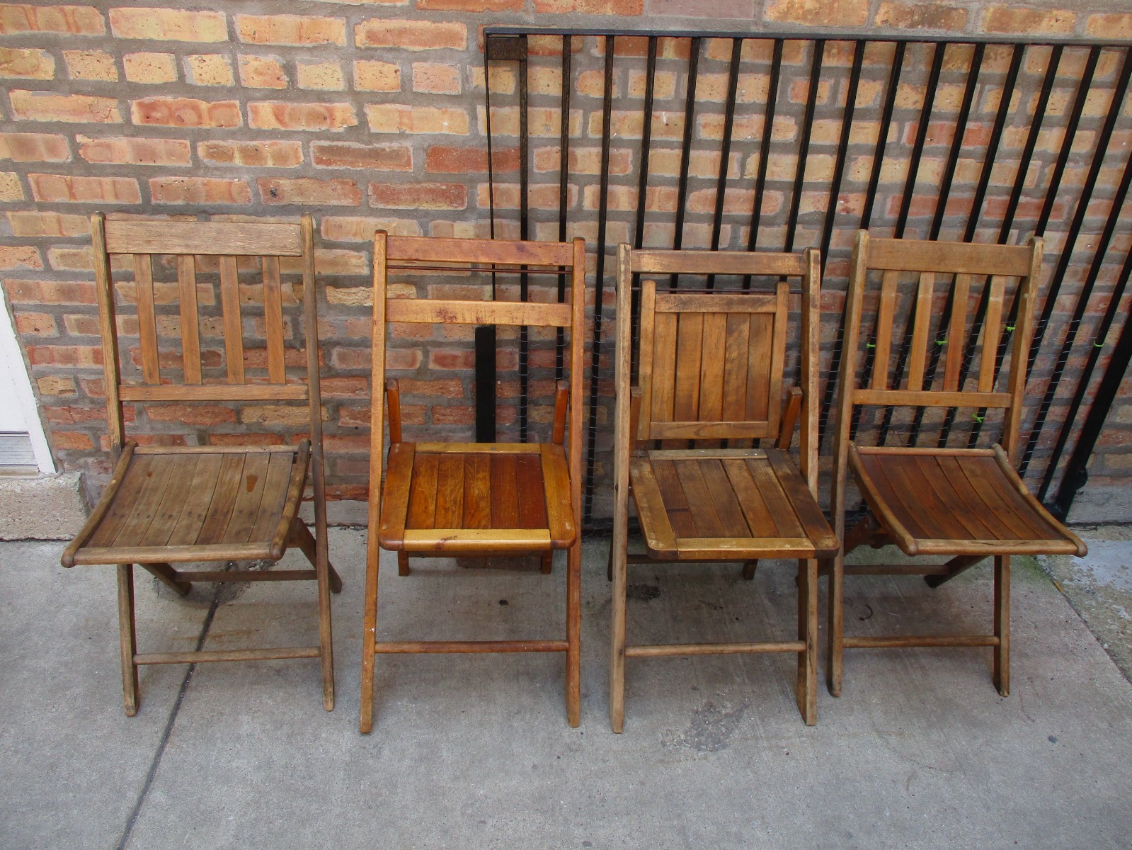4 Vintage Wood Folding FUNERAL/CHURCH Lawn Chair Wooden Slat Chairs Lot -STRONG-