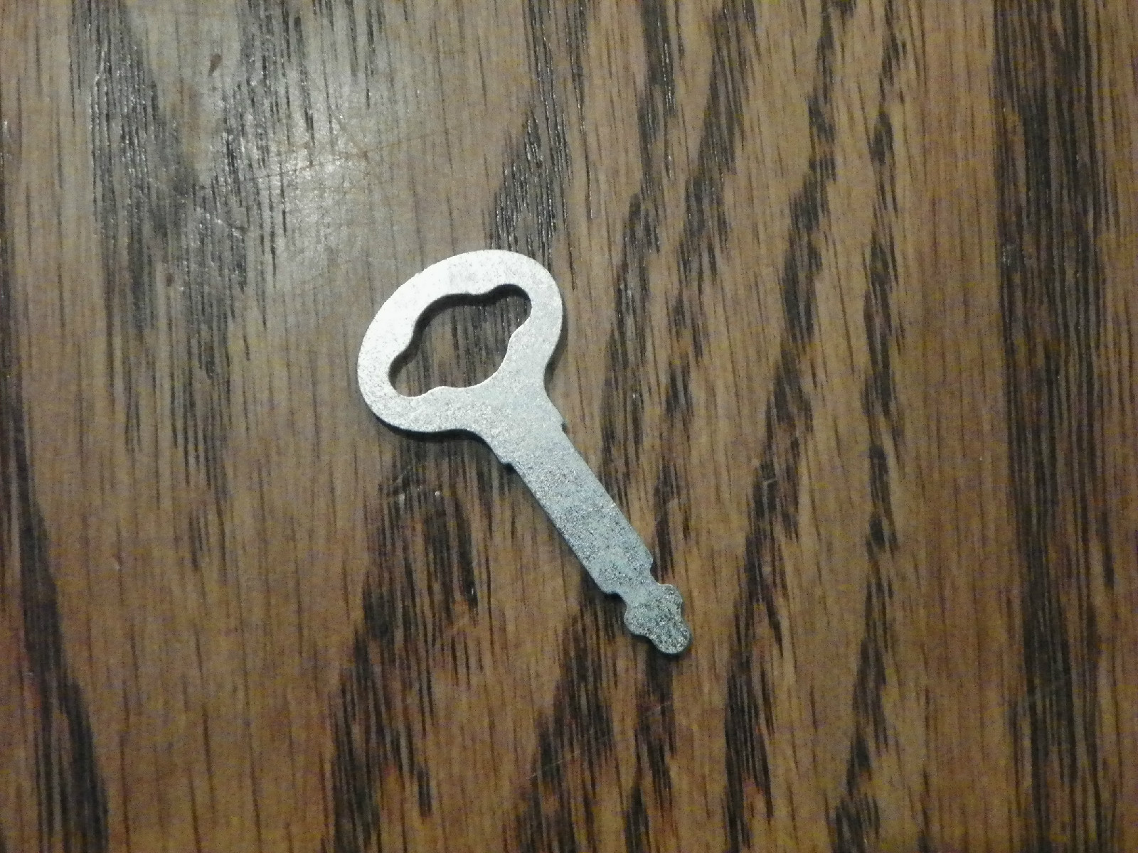 Key For Bentwood Case Vintage Singer Sewing Machine Flat Slotted