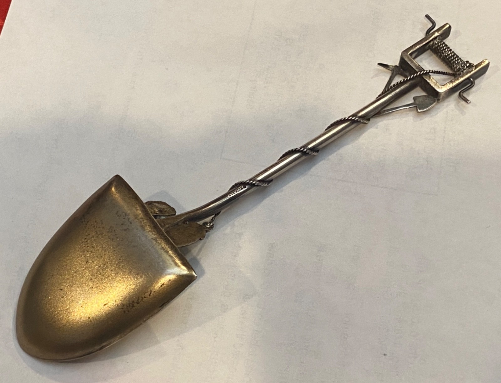 Tonopah Nevada Figural Mining Winch Sterling Souvenir Spoon W/ pick & shovel