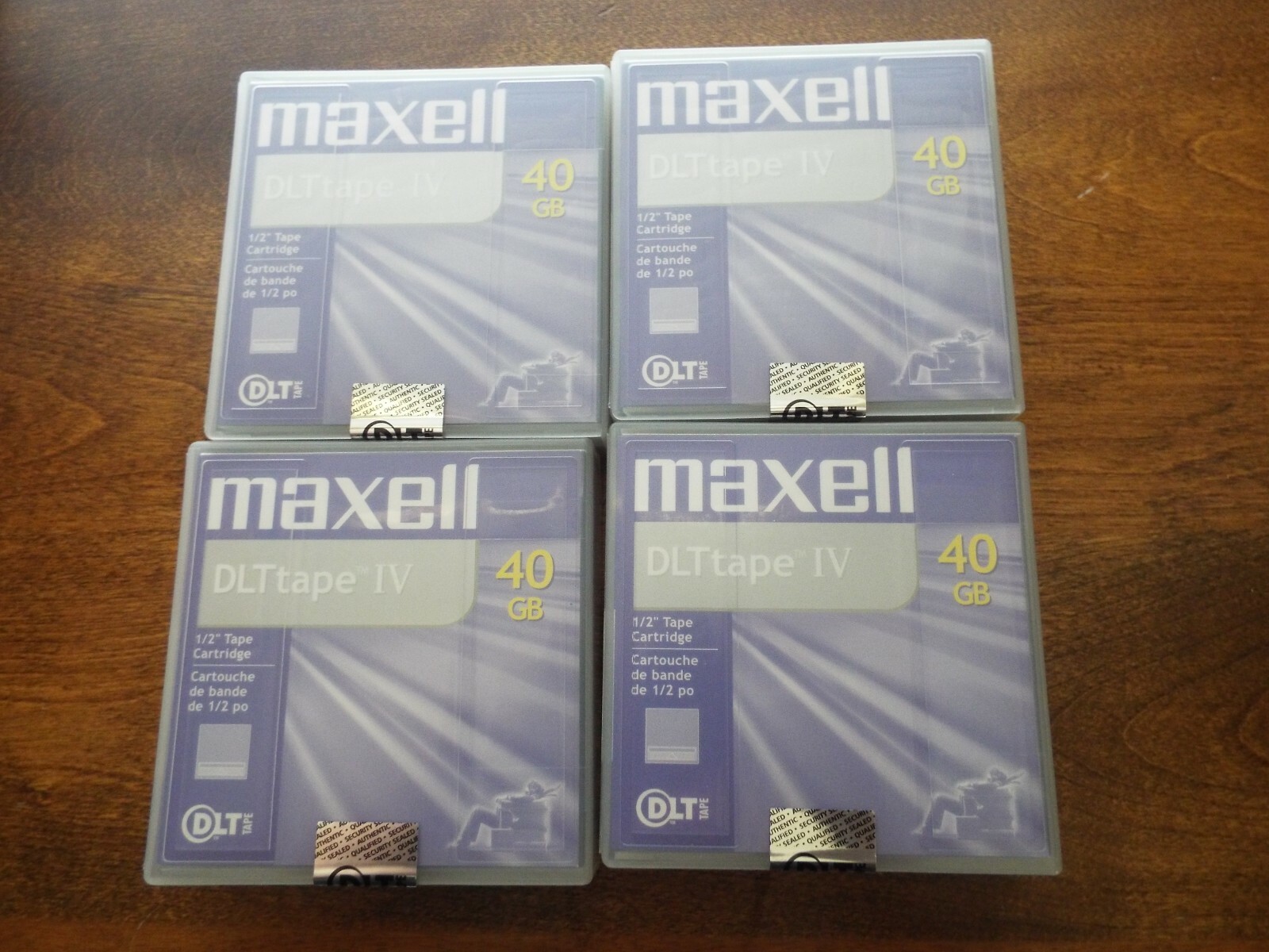 4 DLTtapes IV 40 GB 1/2″ Tape Cartridge–All are sealed–FREE SHIPPING