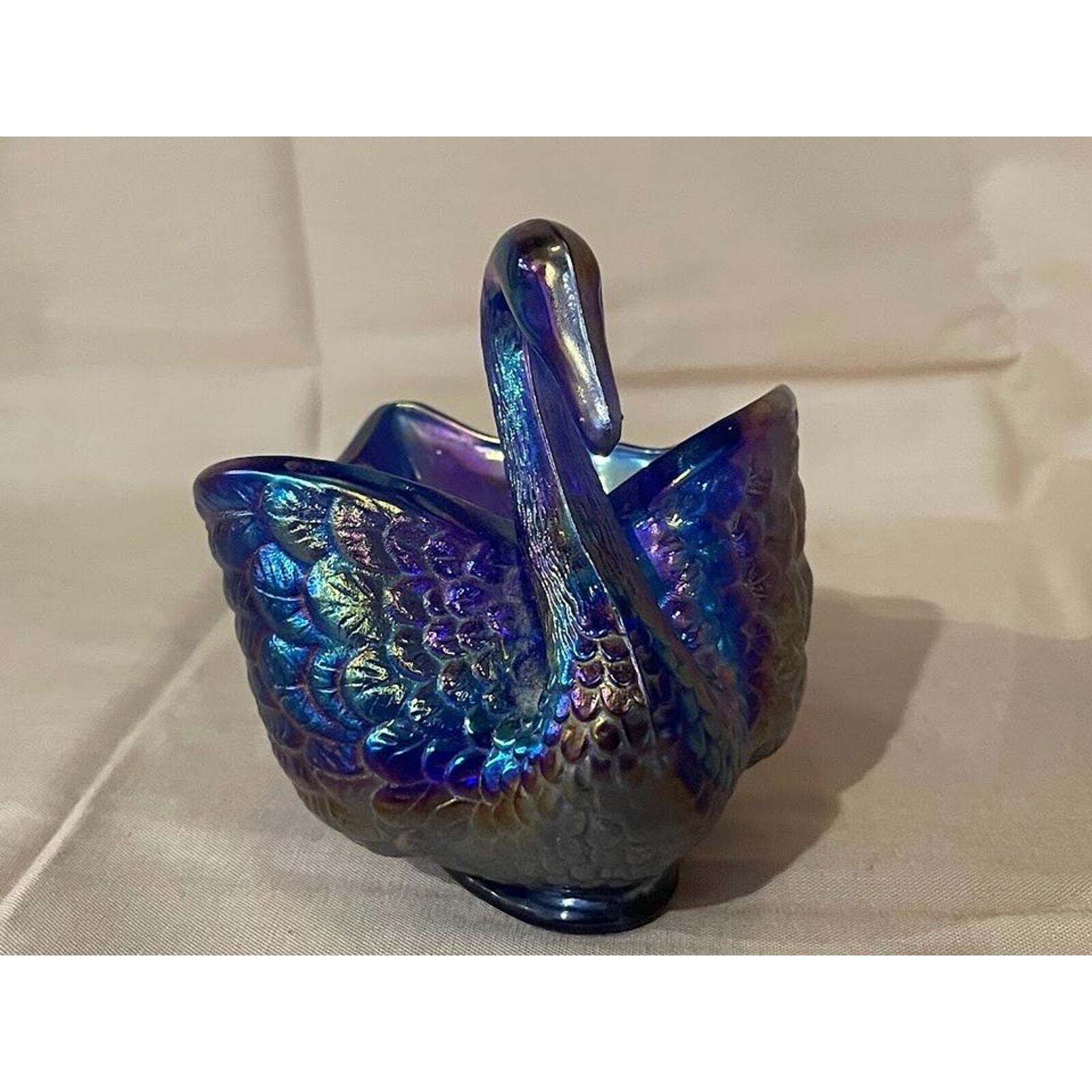 Swan Irridescent dish vintage