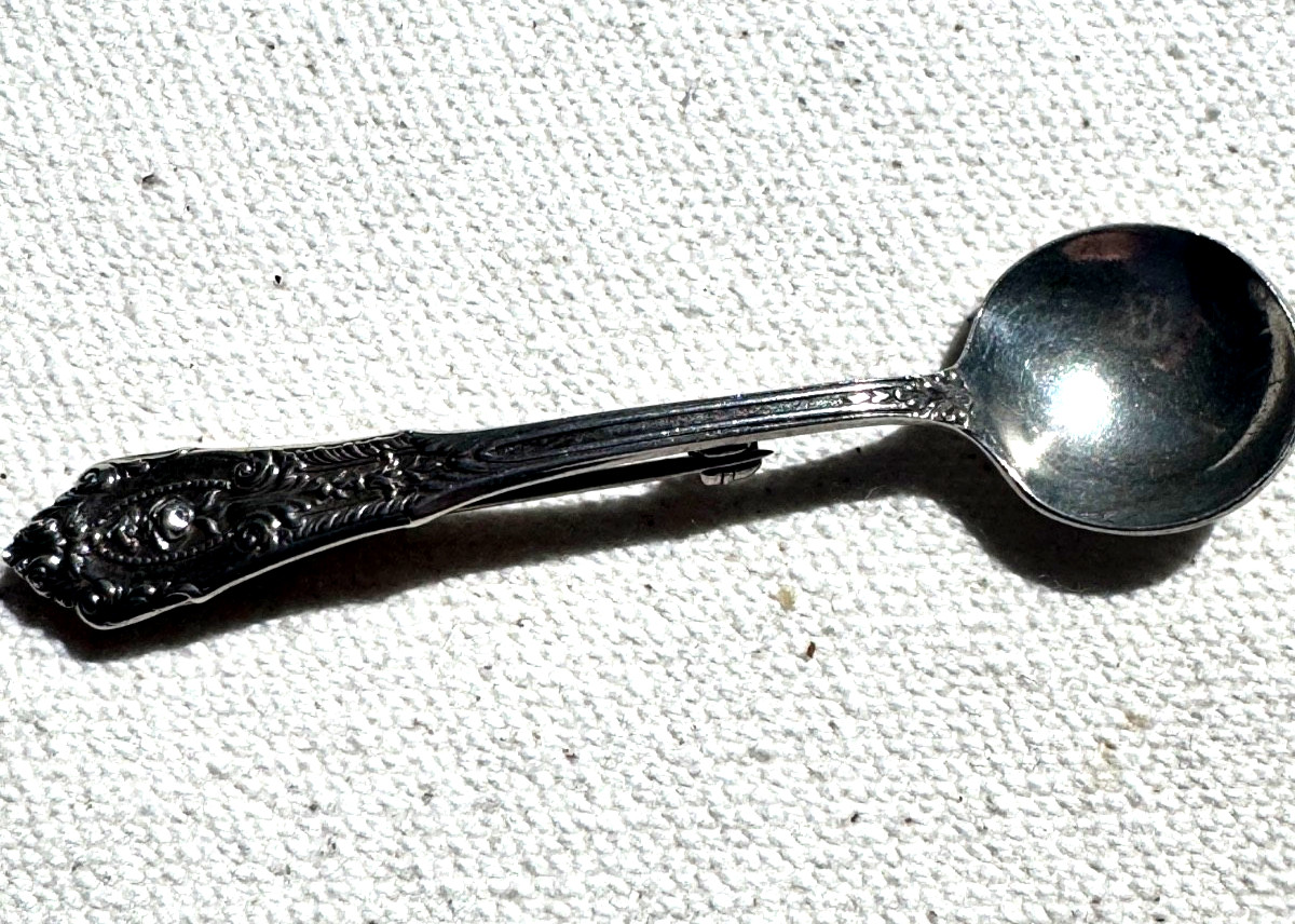 Rose Point Wallace Sterling Silver Lapel Pin Vintage No Monogram 1950s Era MCM