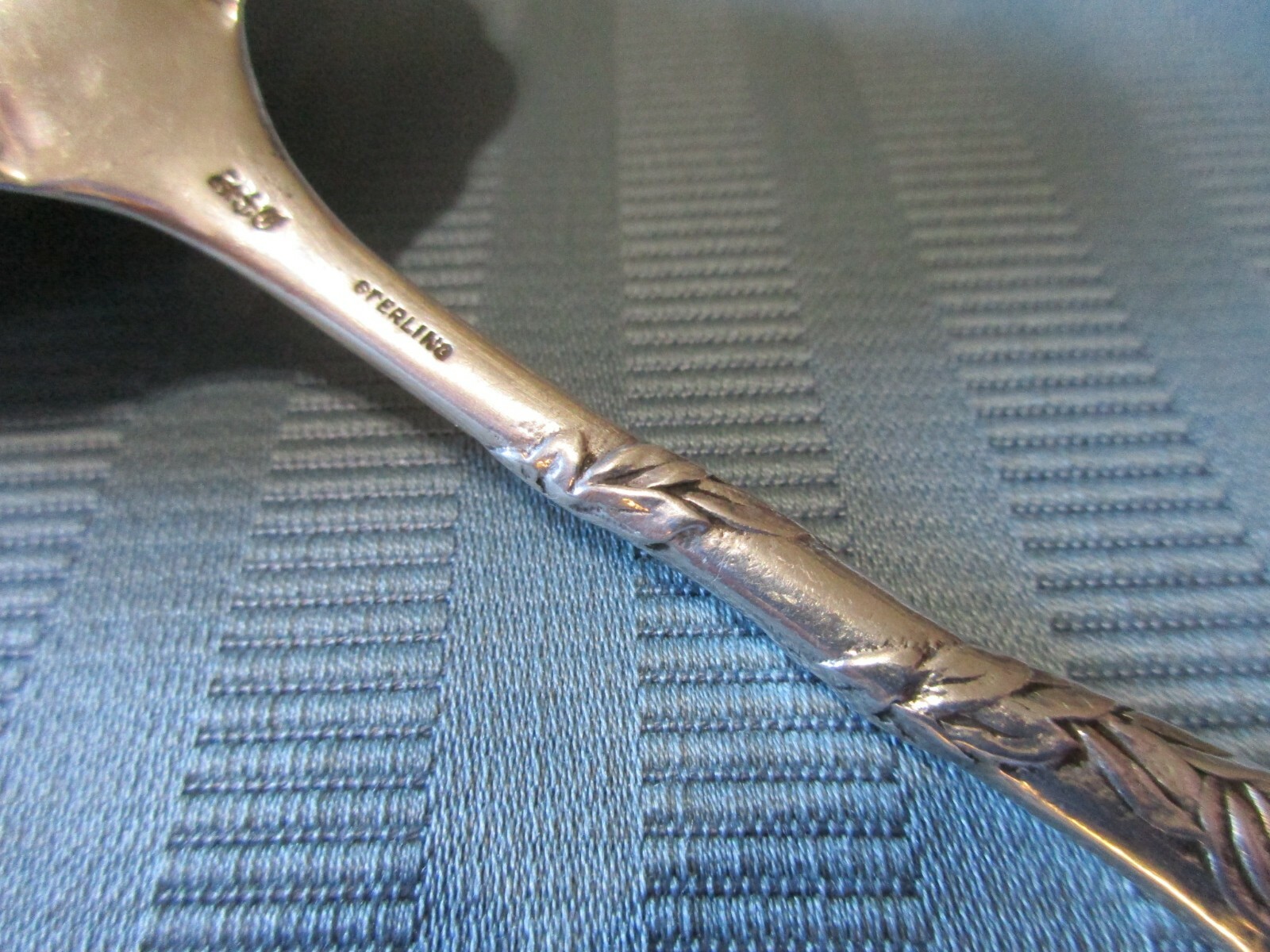 GORHAM NUREMBERG Serving SPOON Hunter STAG Bird STERLING SILVER .925 Hunting MAN