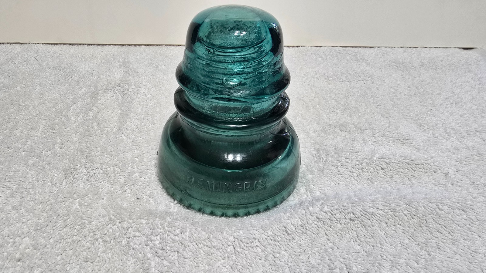 Antique Hemingray No. 40 Electric Pole Insulator Green 4 Inches High # R102