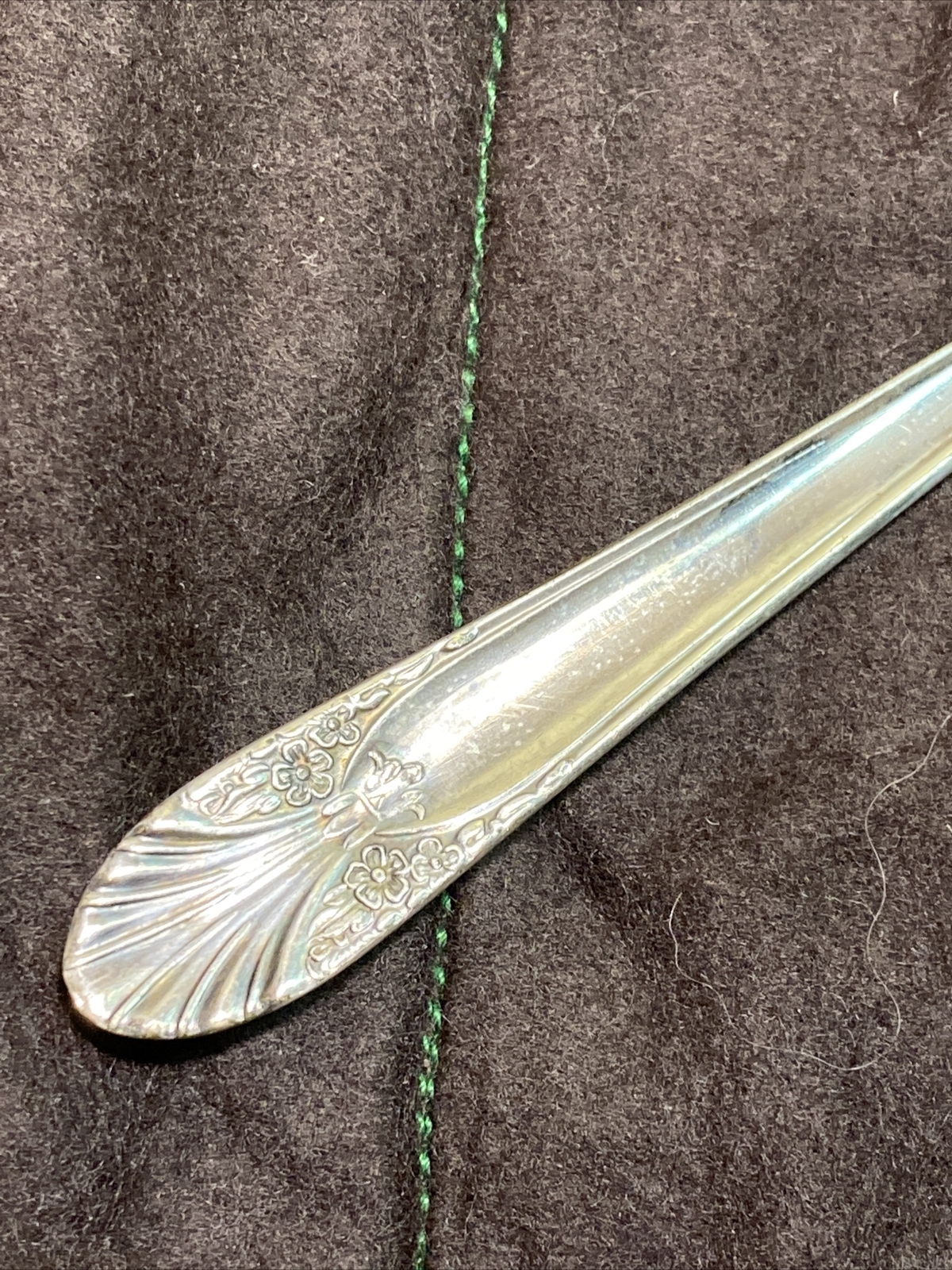 Crown Silverplate 1939 Radiance Pattern Long Handle Tea Spoon Sunday 7 3/4”