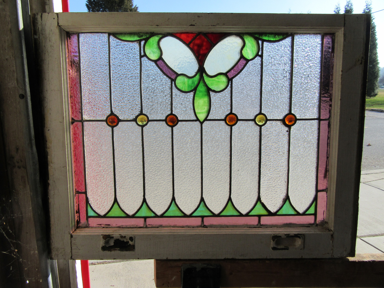 ~ ANTIQUE AMERICAN STAINED GLASS WINDOW ~ 28.75 x 22 ~ ARCHITECTURAL SALVAGE
