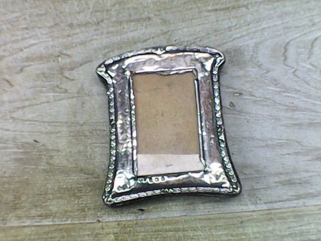 ART NOUVEAU -BIRMINGHAM -SMALL SILVER PHOTO FRAME – 1913