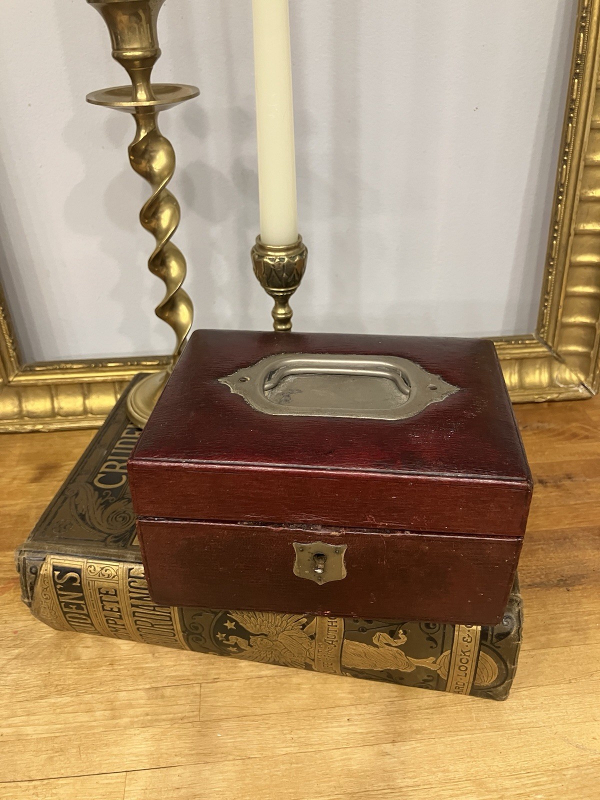Victorian Leather Covered with Metal Handle Jewellery Box No Key