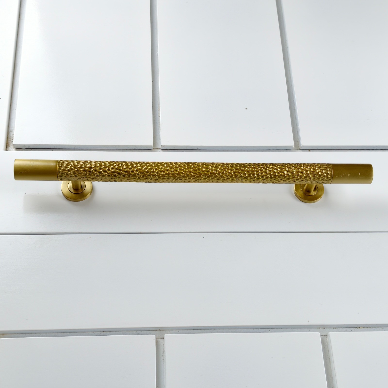 17″ Solid Brass D-Pull Etched Design — 43 cm Heavy Door Handle, Hidden Fixing