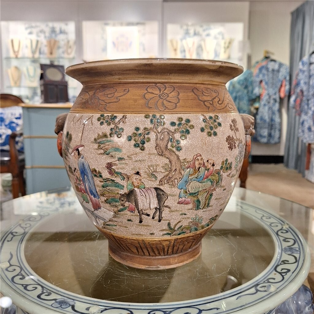 1800’s Chinese Pastel Hand Painted Garden Plant Pot-10” x 9.5”H