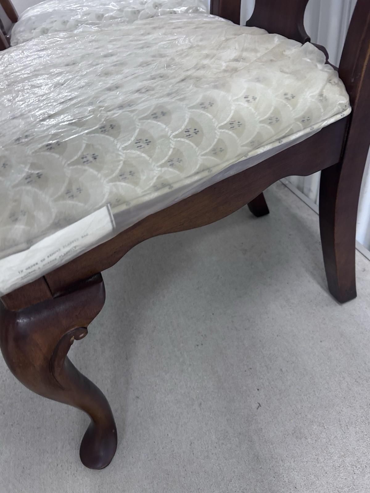 2 Queen Ann Dark Wood Antique Dining Chairs Lexington Furniture Co