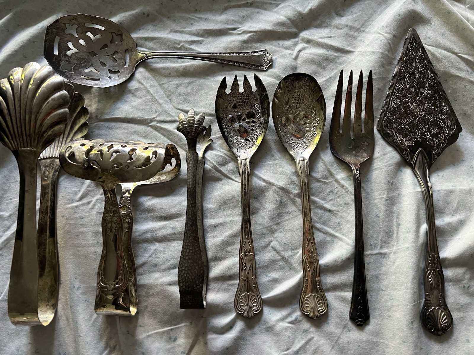 8 Lot Of Vintage Silver-plate Ornate Serving Flatware Pieces Collectible