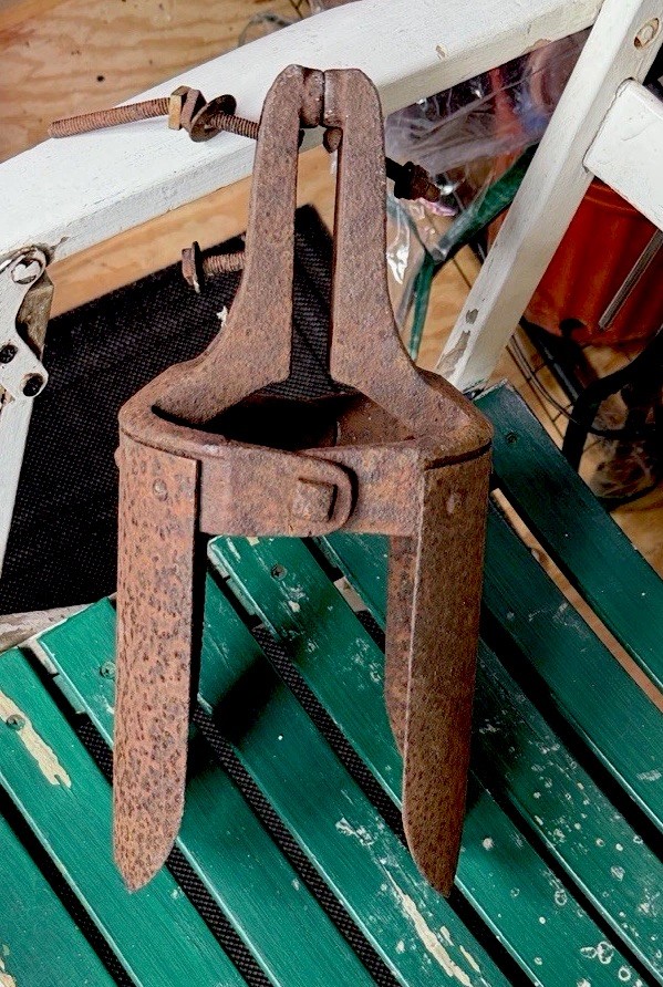 Rare Antique Heavy Rusted prong Steel Grapple Tool Rustic Decor hole digger