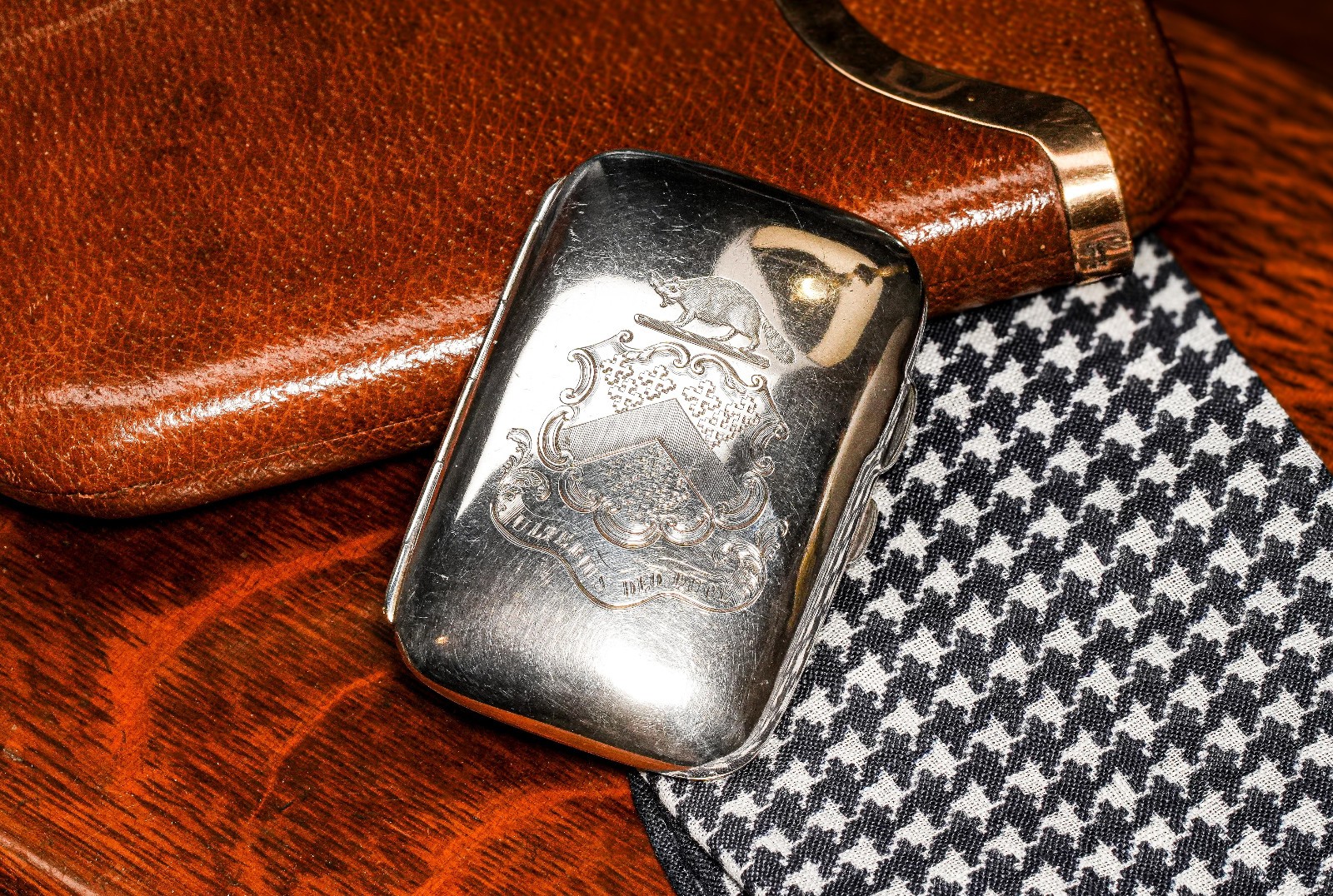Superb Antique Sterling Silver Cigarette Case Holder Armorial Heraldic