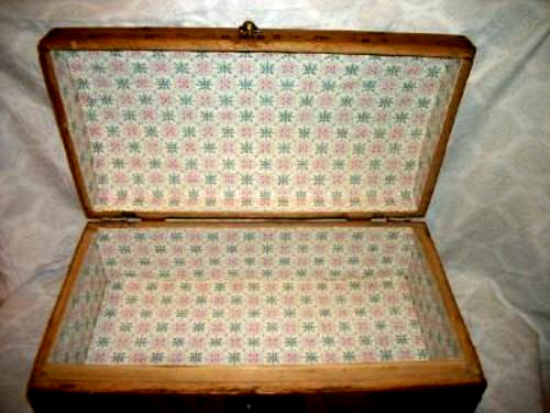 ANTIQUE FRENCH PINE DOME TOP TRUNK PRIMITIVE BRASS TACKS INITIALS WALLPAPER IRON