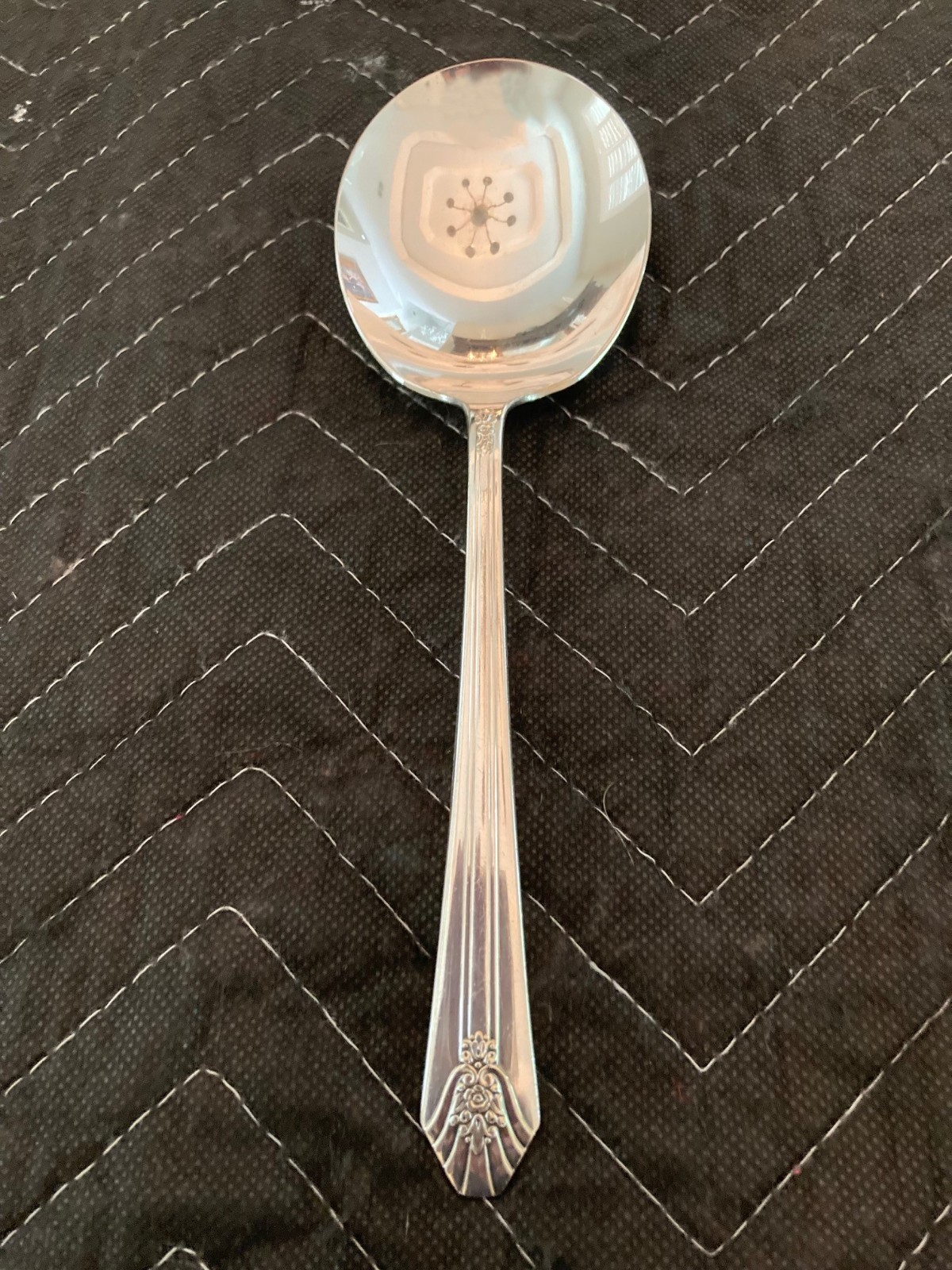 Rogers Imperial Pattern 1939 Silverplate Serving Large Berry Spoon 9 inches!