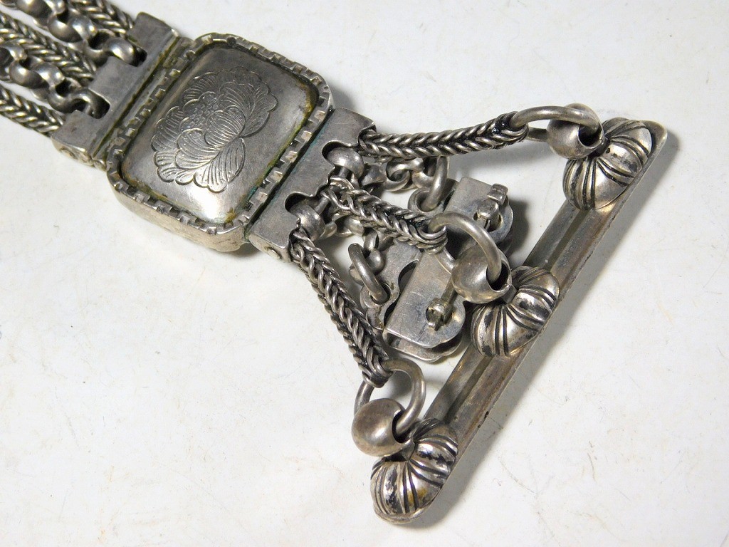 Meiji period Tobacco-pouch Chain Kanagu Edo original netsuke inro antique
