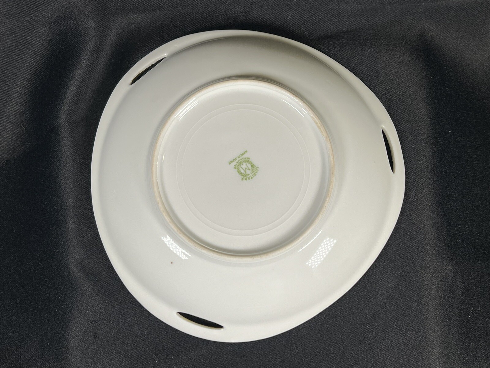ATQ VTG Noritake Morimura Triangular 7” Bowl Handpainted Heavy Gold Gilded